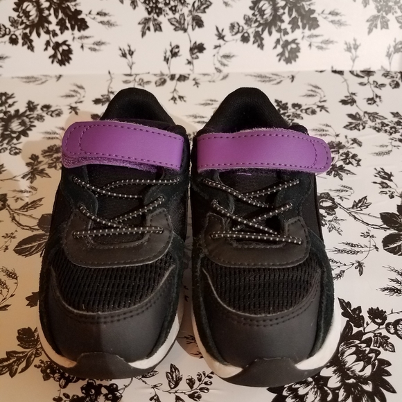 Puma toddler shoe  b185 - Picture 3 of 8